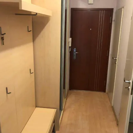 Fully Furnished 2-bedroom